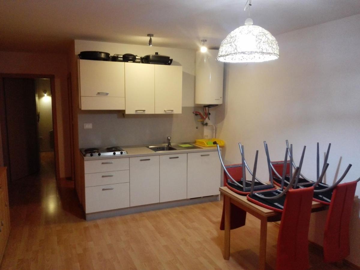 Apartment Stinjan Kascuni 普拉 外观 照片